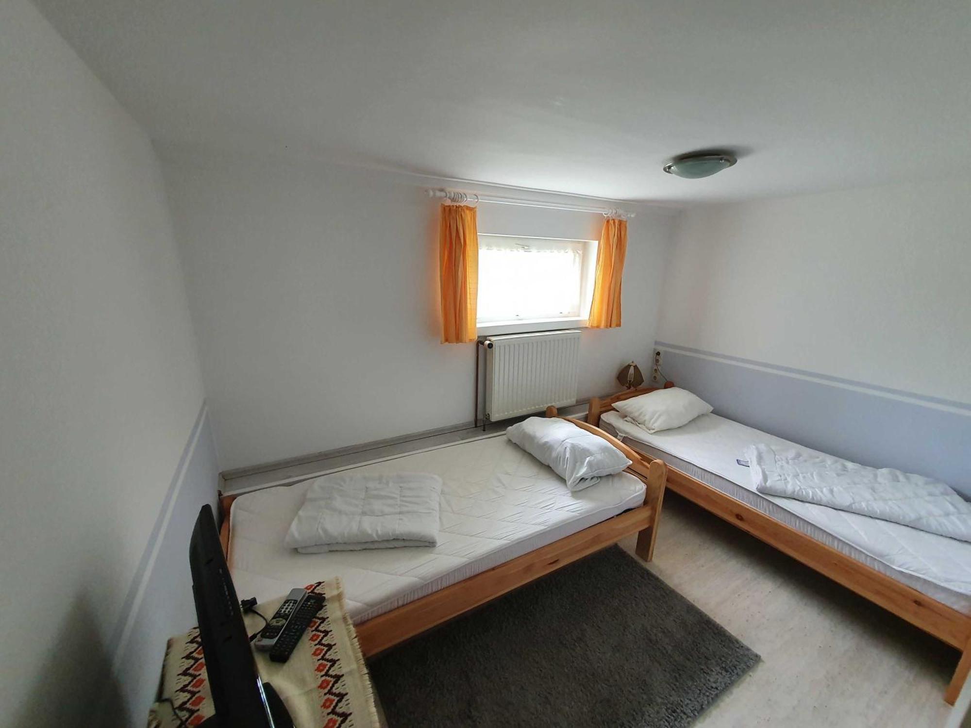 Ferienwohnung Sonnenschein Sagard Esterno foto